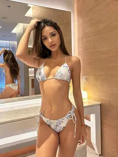 Alinni escort in Dubai
