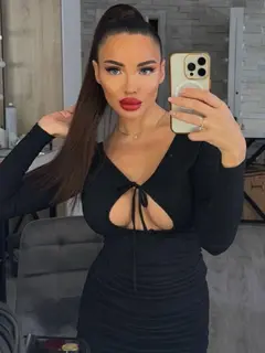 Ella escort in Dubai