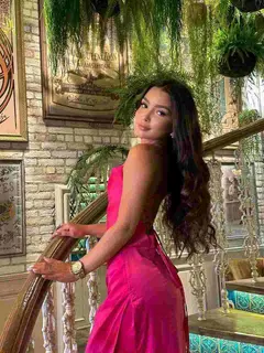 Esmi escort in Dubai