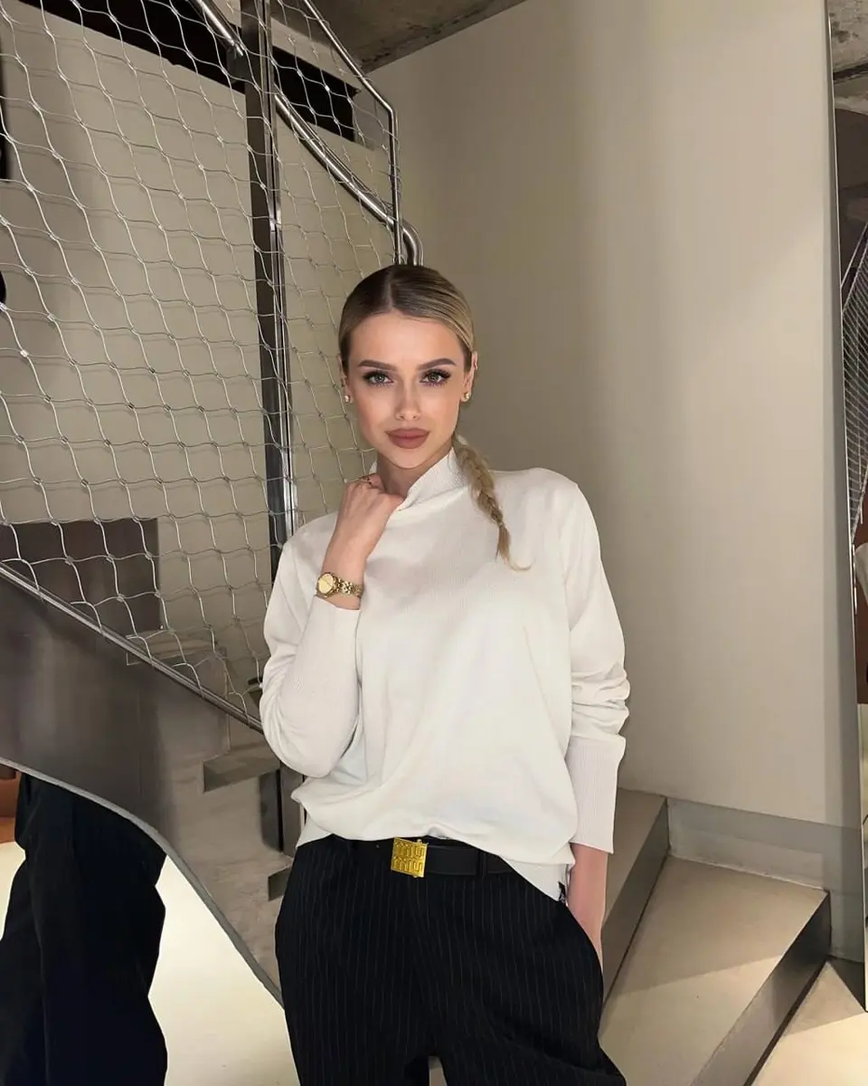 Isabella escort in Dubai