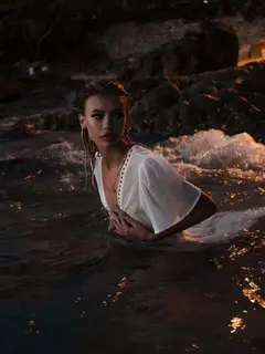 Lipiya escort in Dubai