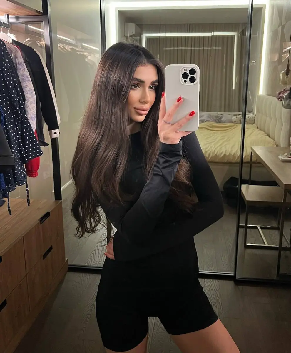 Mia escort in Dubai