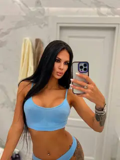 Olivia escort in Dubai