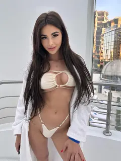 Rinna escort in Dubai