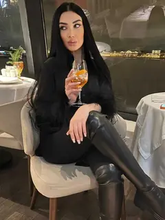 Ritel escort in Dubai
