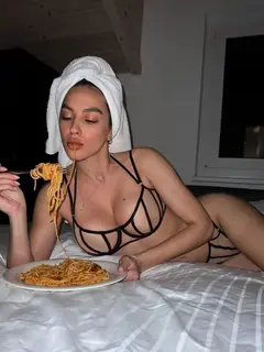 Sophia escort in Dubai
