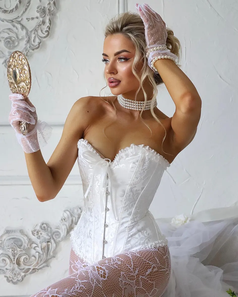 Ulmita escort in Dubai